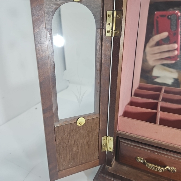 Vintage Jay Imports Music Jewelry Box Etched Glass Doors - Picture 6 of 16